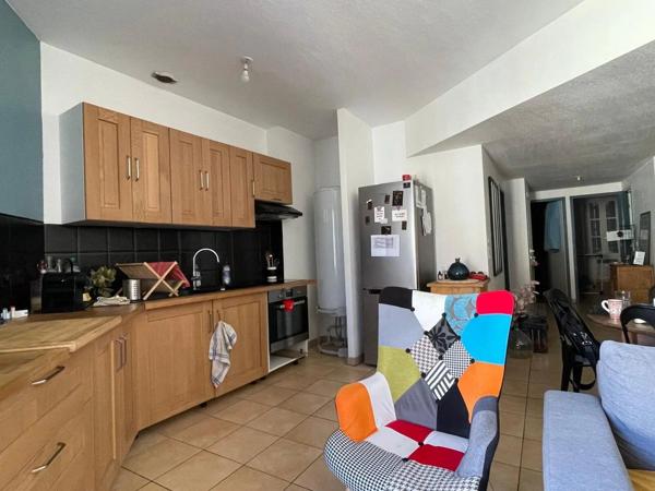 Vente                                                      Appartement
                        
                     4 pièces                      97 m2                     à Rivesaltes