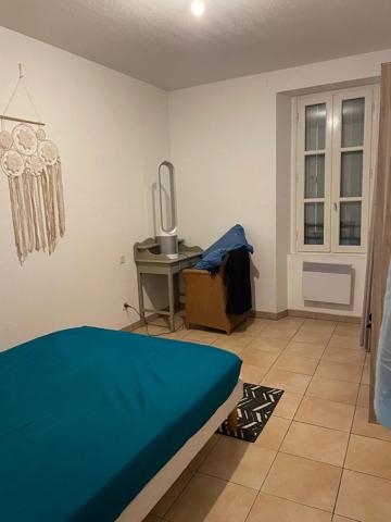 Vente                                                      Appartement
                        
                     4 pièces                      97 m2                     à Rivesaltes