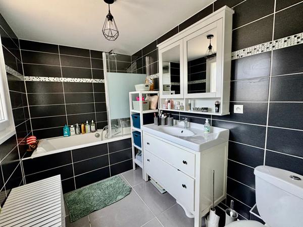 Maison à vendre 5 pièces 100m² Villeneuve-d'Ascq (59491)