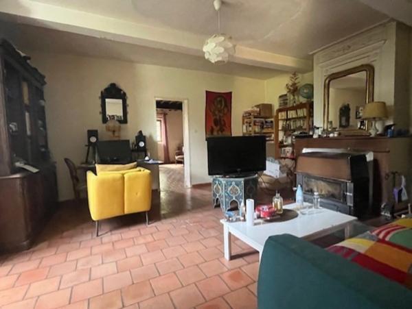 PLAISANCE DU GERS-MARCIAC, AUTHENTIQUE PROPRIETE RURALE 2 hecataressans voisin, sans vis à vis, un peu cachée et pourtant avec une jolie vue sur coteaux gascons