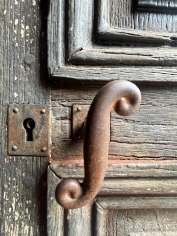 PLAISANCE DU GERS-MARCIAC, AUTHENTIQUE PROPRIETE RURALE 2 hecataressans voisin, sans vis à vis, un peu cachée et pourtant avec une jolie vue sur coteaux gascons