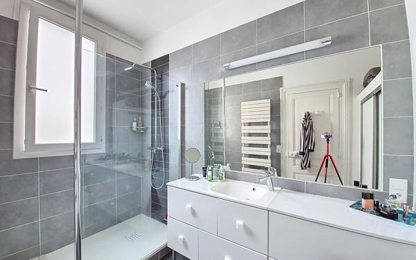 Appartement à vendre    3 pièces • 88,86 m2 Tours