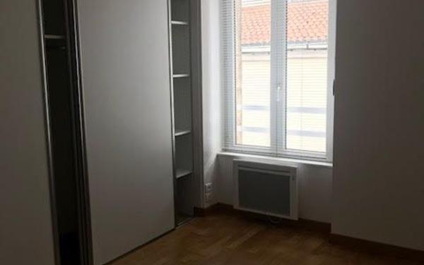 Appartement à vendre    4 pièces • 137 m2 Cholet