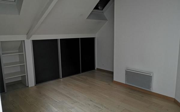 Appartement à vendre    4 pièces • 137 m2 Cholet