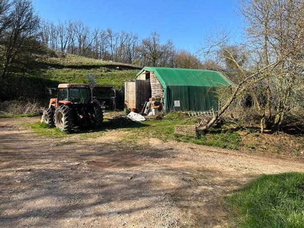Local commercial à vendre à Blanot (71250)