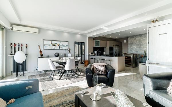Appartement à vendre    3 pièces • 79,01 m2 Nice