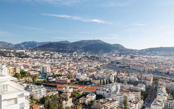 Appartement à vendre    3 pièces • 79,01 m2 Nice