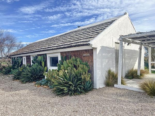 EXCEPTIONNEL aux portes de la Camargue, authentique Cabane de Gardian de 94m²