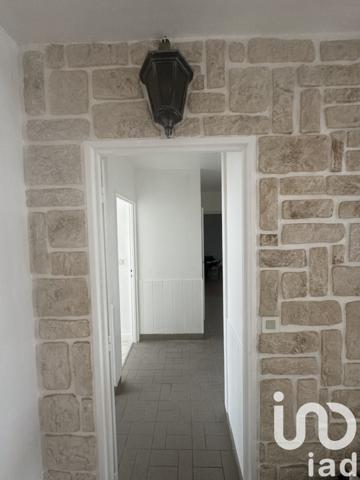 Appartement 4 pièces de 75 m² à Fleury-les-Aubrais (45400)