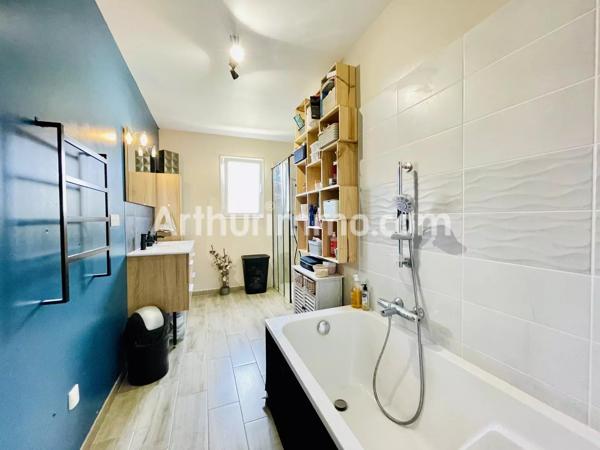 Vente                                                      Villa
                        
                     4 pièces                      100 m2                     à Ornaisons