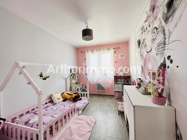 Vente                                                      Villa
                        
                     4 pièces                      100 m2                     à Ornaisons