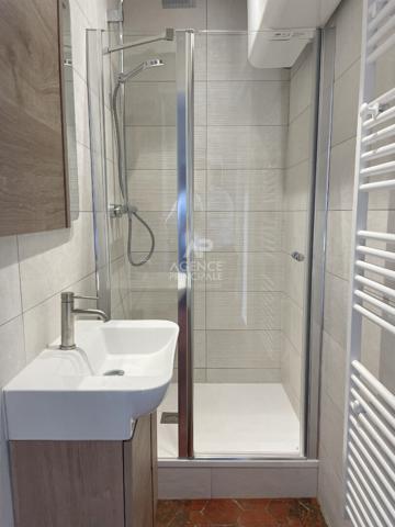 Appartement 3 pièces à vendre à Saint-Germain-en-Laye - Quartier Alsace-Péreire 299 000 € **  - Référence  17905