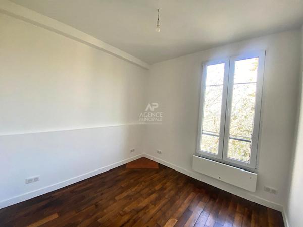 Appartement 3 pièces à vendre à Saint-Germain-en-Laye - Quartier Alsace-Péreire 299 000 € **  - Référence  17905