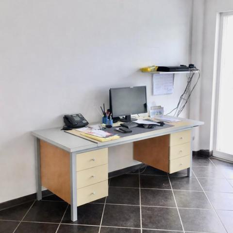 CENTRE VILLE TOULON - TOUT A PROXIMITE - APPARTEMENT DE TYPE 3 - CELLIER -