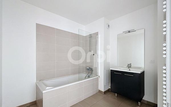 Appartement à louer    3 pièces •  Margny-lès-Compiègne