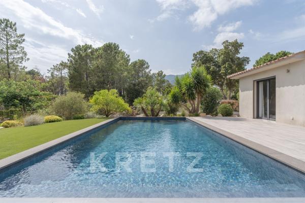 Villa contemporaine au coeur du maquis