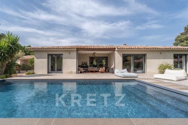 Villa contemporaine au coeur du maquis