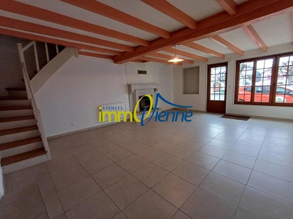 Location Maison 3 pièces 88 m2 à Lhommaizé