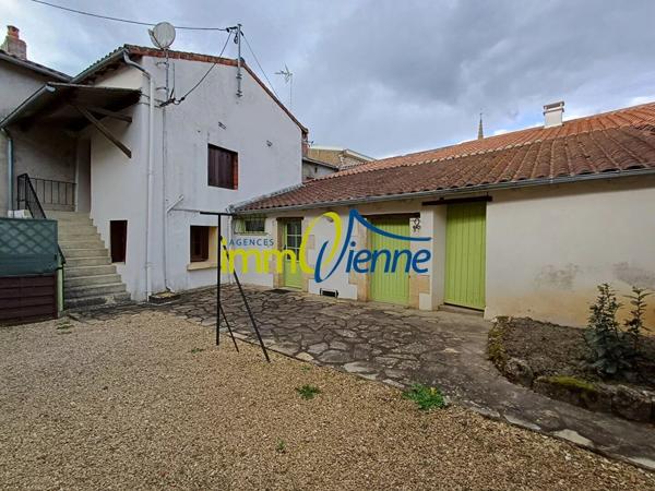 Location Maison 3 pièces 88 m2 à Lhommaizé