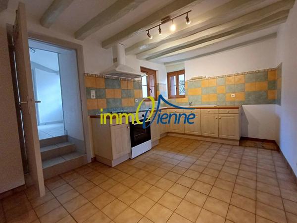 Location Maison 3 pièces 88 m2 à Lhommaizé