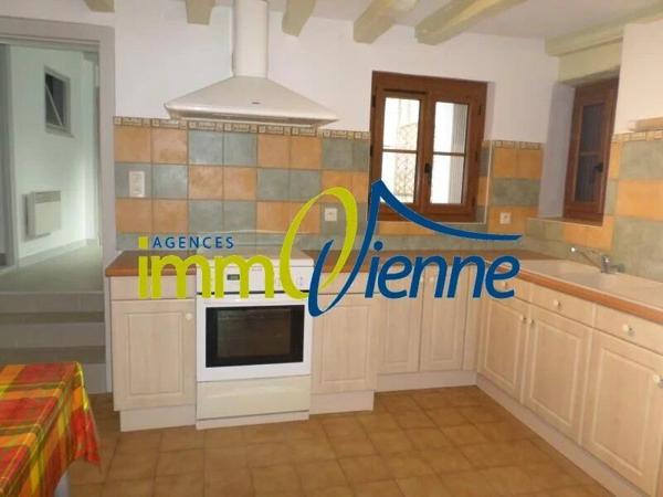 Location Maison 3 pièces 88 m2 à Lhommaizé