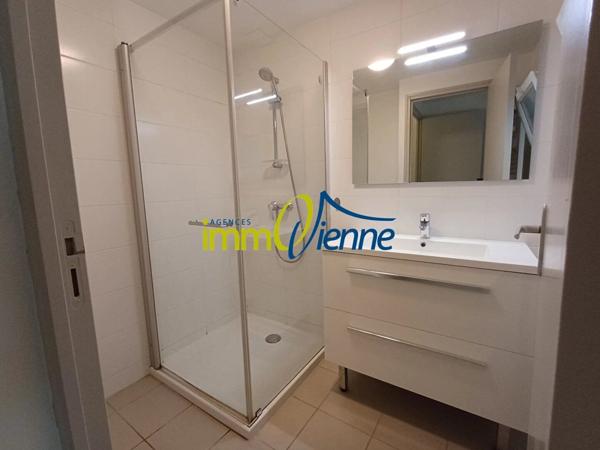 Location Maison 3 pièces 88 m2 à Lhommaizé