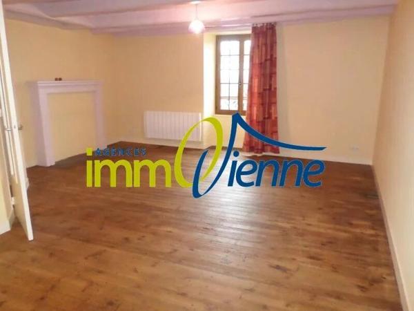Location Maison 3 pièces 88 m2 à Lhommaizé