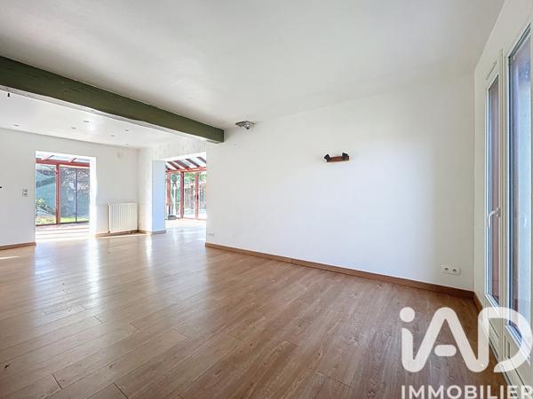 Maison à vendre 6 pièces 144 m² Sainte-Gemme-Moronval