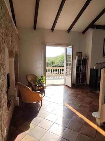 Maison à vendre 7 pièces VOEUIL ET GIGET (16)