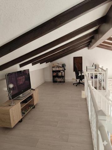 Maison à vendre 7 pièces VOEUIL ET GIGET (16)