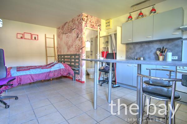 Audenge (33980) Propriété équestre à Audenge.