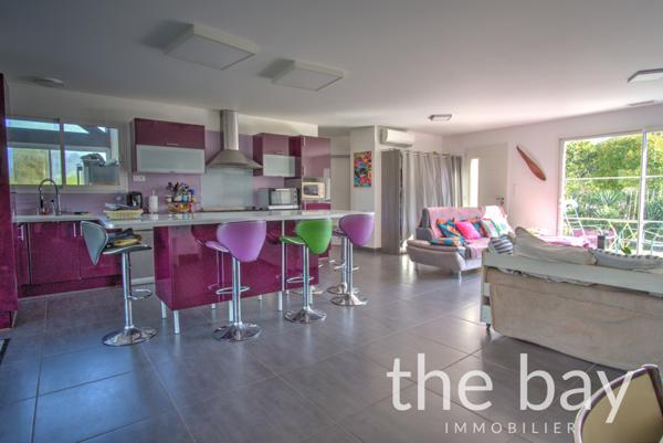 Audenge (33980) Propriété équestre à Audenge.