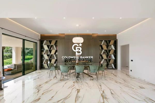 Villa 15 pièces à vendre St Paul - 06570 / Réf: 86775948