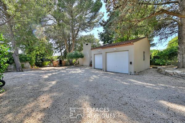 Grande bastide familiale avec piscine et mazet dans le quartier de la Cigale