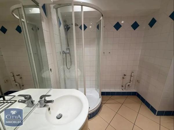 Appartement à louer 1 pièce 31.21m²