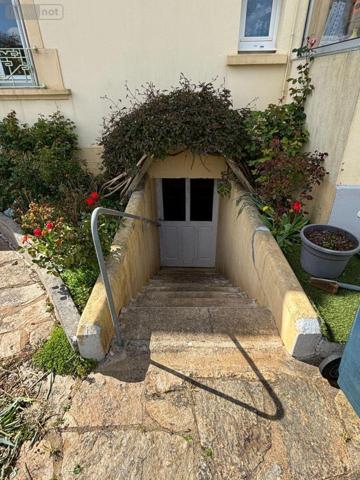 Maison de ville à vendre à Briec dans le Finistère (29510), ref : MAIS/1068   
Centre Ville