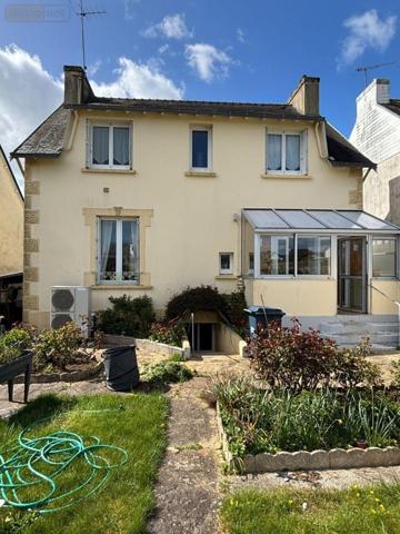 Maison de ville à vendre à Briec dans le Finistère (29510), ref : MAIS/1068   
Centre Ville