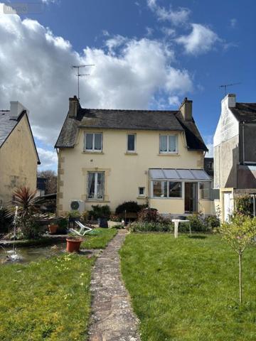 Maison de ville à vendre à Briec dans le Finistère (29510), ref : MAIS/1068   
Centre Ville