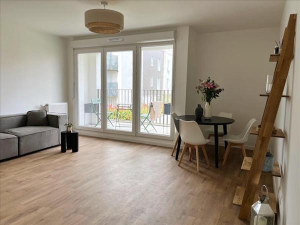 Appartement à louer 1 171 € CC ACHERES 3 p 64 m² DPE C