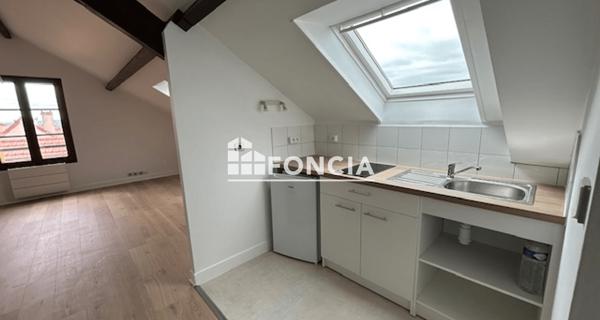 Location Studio 30 m² - Triel-sur-seine 78510
