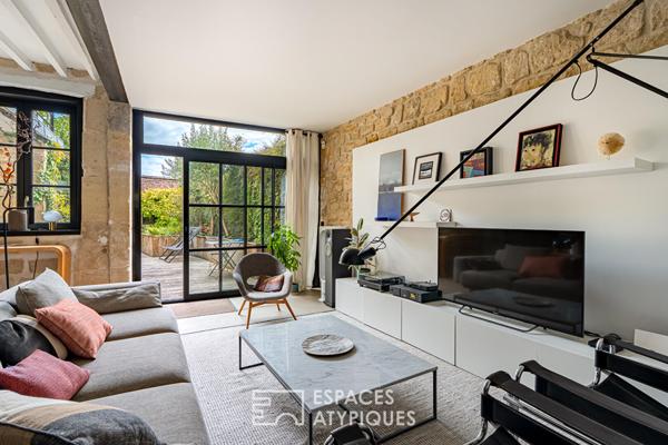 Demeure du XVIIIème entièrement rénovée par un architecte localisée dans le coeur historique de Carrieres Sur Seine