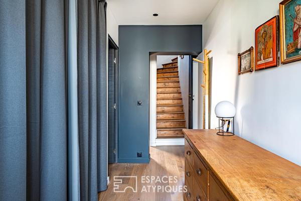 Demeure du XVIIIème entièrement rénovée par un architecte localisée dans le coeur historique de Carrieres Sur Seine
