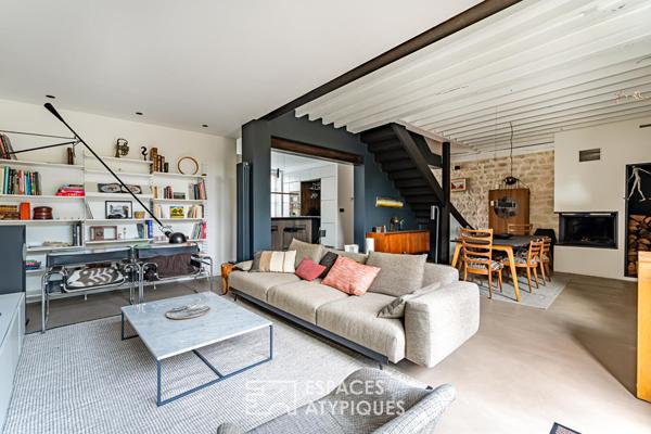 Demeure du XVIIIème entièrement rénovée par un architecte localisée dans le coeur historique de Carrieres Sur Seine