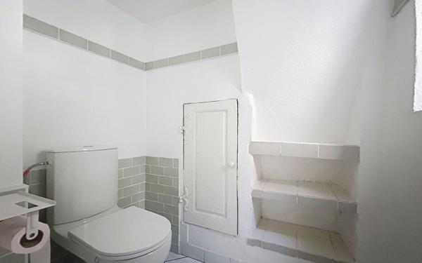 Maison à vendre    2 pièces •  Cagnes-sur-Mer