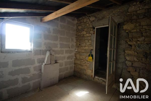 Maison à vendre 5 pièces 94 m² Saint-Moreil