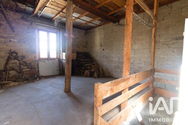 Maison à vendre 5 pièces 94 m² Saint-Moreil