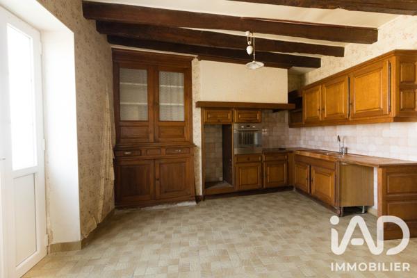 Maison à vendre 5 pièces 94 m² Saint-Moreil