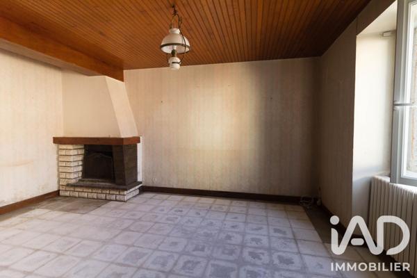 Maison à vendre 5 pièces 94 m² Saint-Moreil