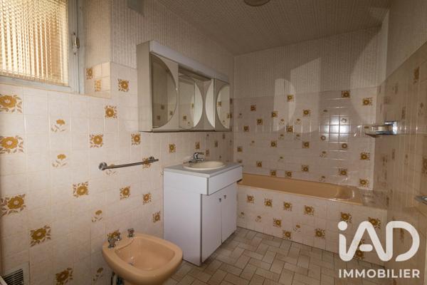 Maison à vendre 5 pièces 94 m² Saint-Moreil