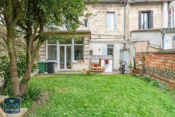 Maison à vendre 6 pièces 155m² Bordeaux (33800)